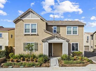 422 Tibbetts St, Santa Paula, CA 93060