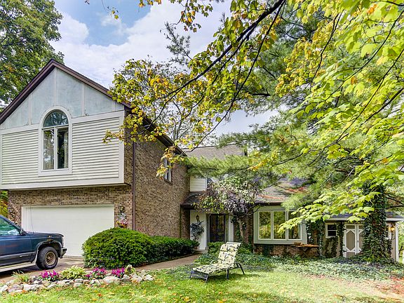 3rd image of 1678 Brierwood Ct