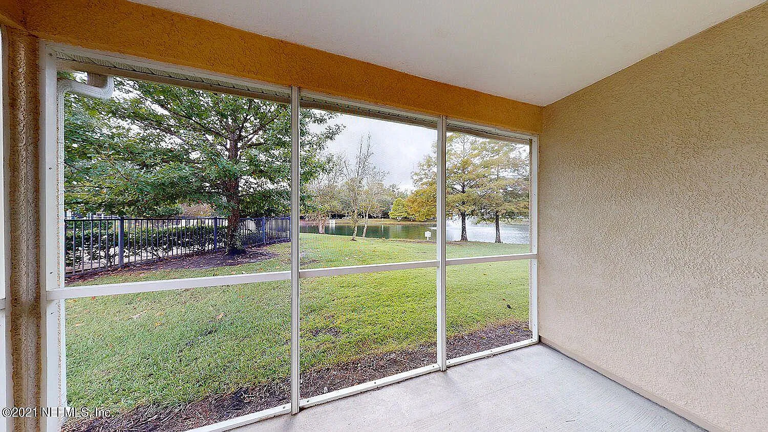 3 bed, 1455 sqft, $1,895 — Photo 4