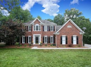 5411 Flowering Dogwood Ln, Charlotte, NC 28270