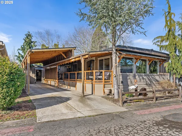 2980 NE Division St Unit 35, Gresham, OR 97030