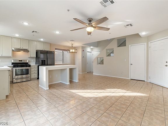 4th image of 3211 Sunrise Cove Ave