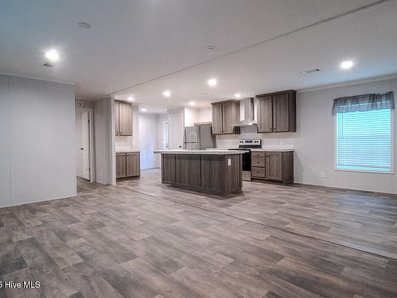 4th image of 3955 Lace Road