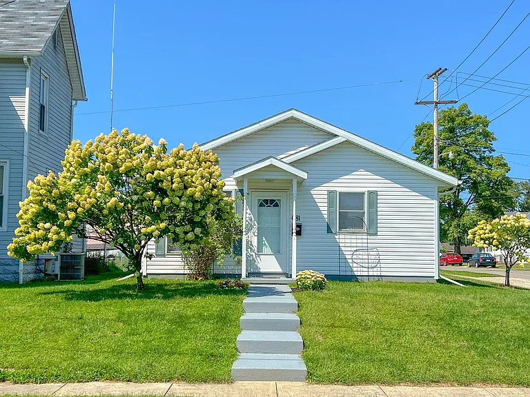 681 Maple Ave — Photo 46