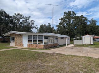 18911 Panther Pass, Ocklawaha, FL 32179