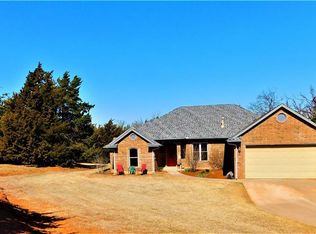 3851 Foucart Cir, Guthrie, OK 73044