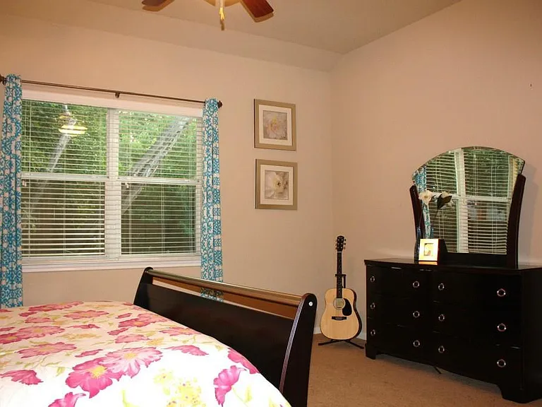 7714 Stephany Taylor Dr — Photo 9
