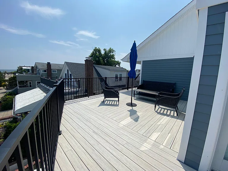 111 Lynbrook Ave — Photo 35