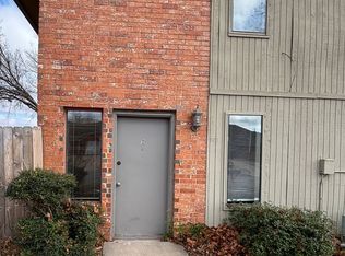 901 NE Tortoise Dr APT A, Lawton, OK 73507