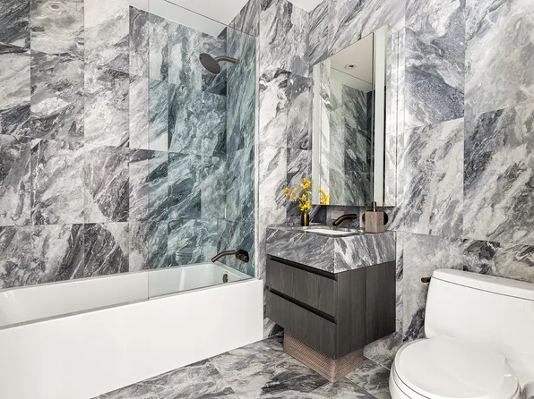 130 William Street 14D image 6 of 6