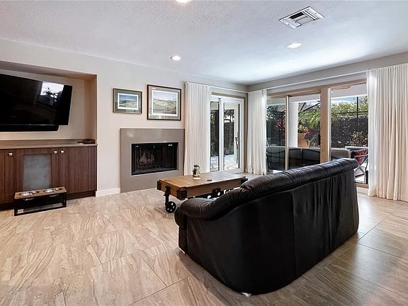 4th image of 5729 Masters Ct