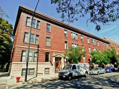 522 W Armitage Ave, Chicago, IL, 60614