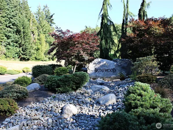 1076 Malvern Hills Drive, Camano Island, WA 98282