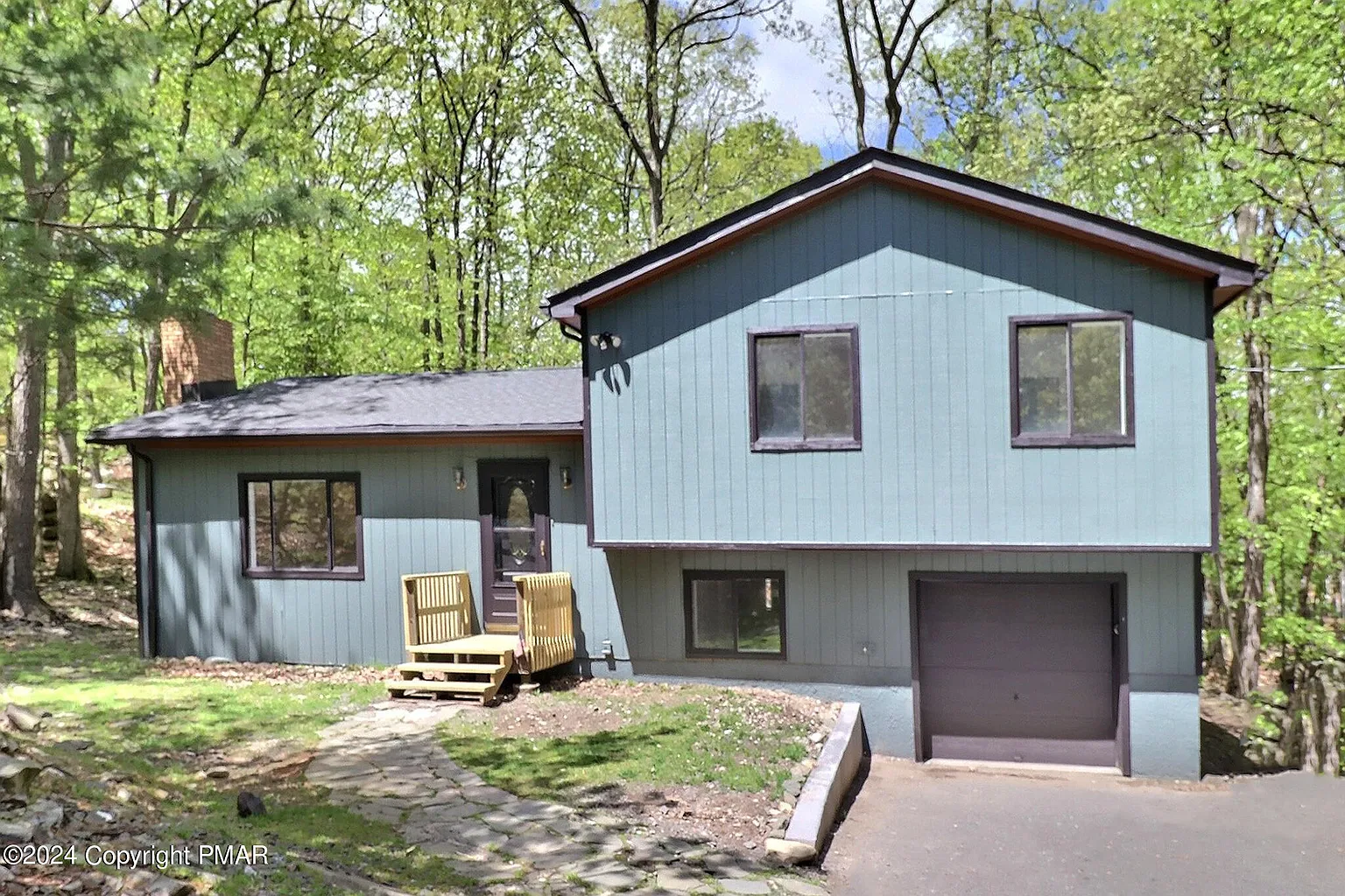 2326 Burntwood Dr photo 1
