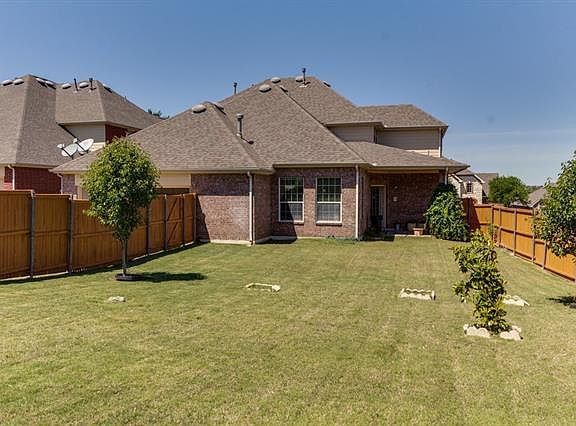 5th image of 1008 Candlewood Trl