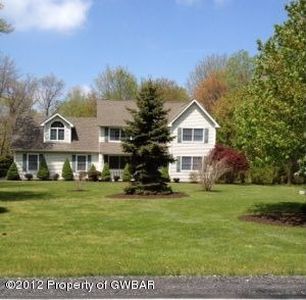 411 S Main Rd, Mountain Top, PA, 18707