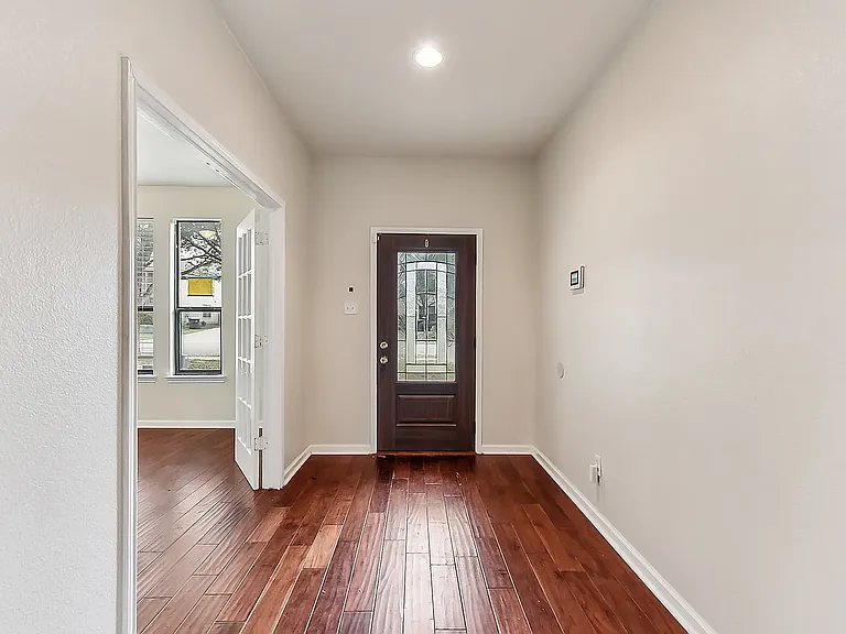 8717 Sage Meadow Dr — Photo 2