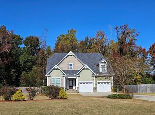 84 Cardona Ct, Fuquay Varina, NC 27526