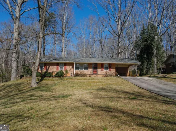 3590 Meadow Ln, Gainesville, GA 30506