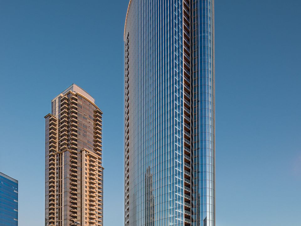 Pacific Gate by Bosa