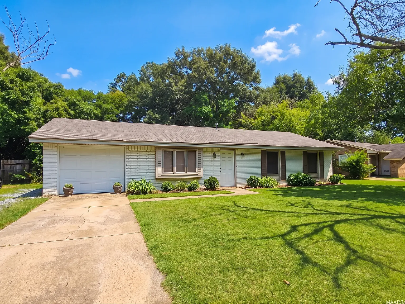 4 bed, 2.0 bath, 1247 sqft, $1,700 — Photo 1