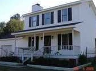 6484 Devils Racetrack Rd, Four Oaks, NC 27524