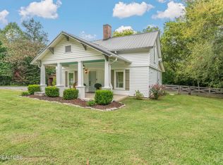 10101 Westland Dr, Knoxville, TN 37922