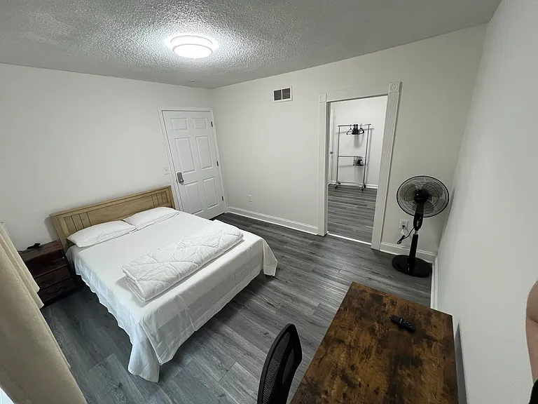 2405 Olden Ave #1 — Photo 1