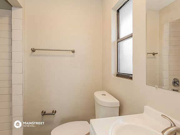 3rd image of 8270 Paschal St