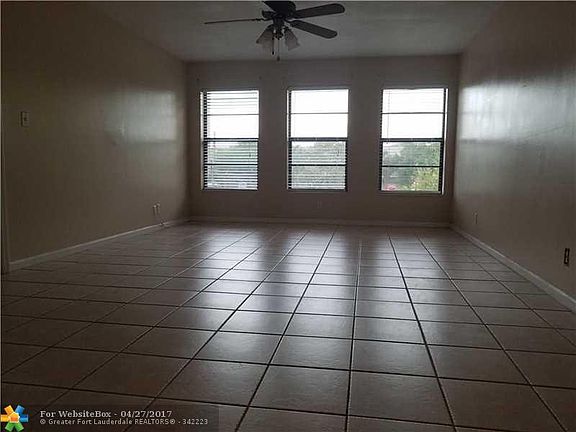 5th image of 3057 Coral Springs Dr APT 202