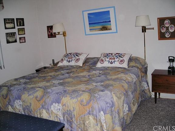 5th image of 2541 College Ln