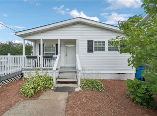 524 N 5th St, Youngwood, PA 15697