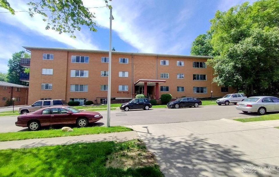 1st image of 540 Heather Dr APT 12