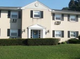 3004 Elm St APT 3B, Harrisburg, PA 17103