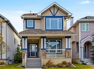 166 W Rocky Ridge Grn NW, Calgary, AB T3G 4R6