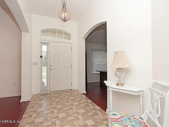 3rd image of 335 BRIER ROSE Lane
