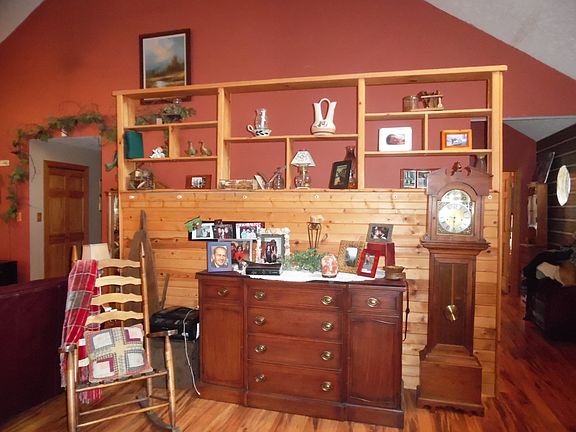 Built-in Foyer Shelves