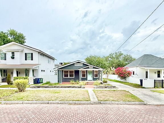 3rd image of 103 1/2 W Frances Ave