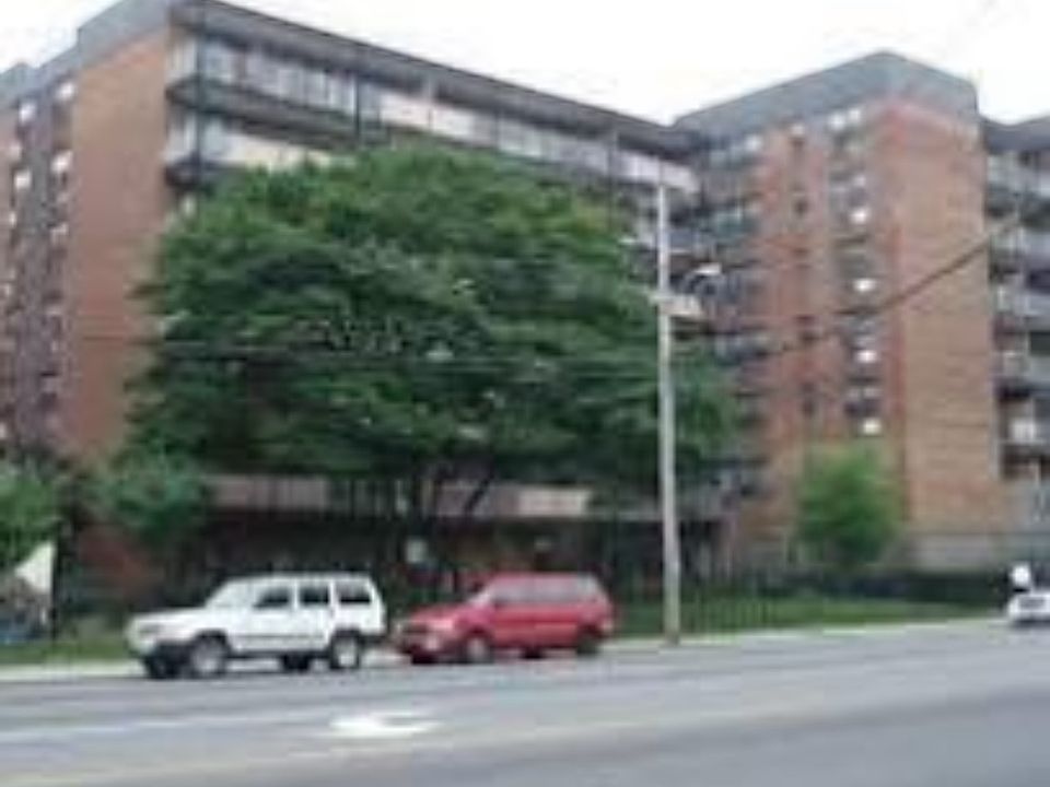 1st image of 590-600 Fulton Ave #9S