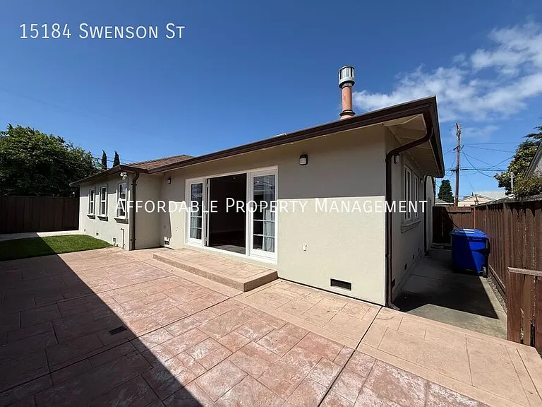 15184 Swenson St — Photo 22