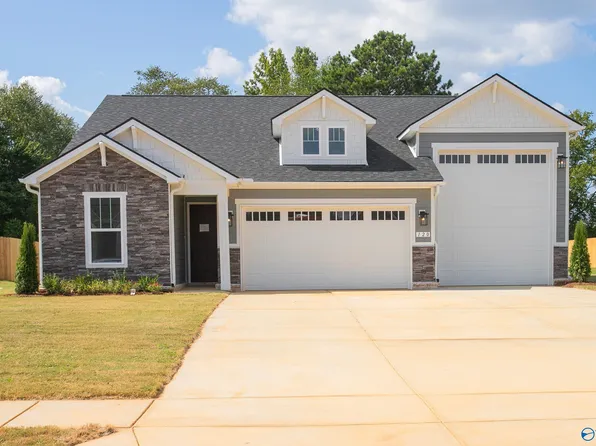 120 Jude Ln, Hazel Green, AL 35750