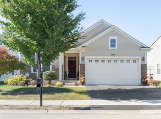 2912 Hillcrest Cir, Naperville, IL 60564