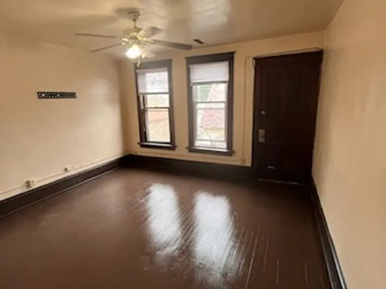 2414 S 9th St — Photo 1