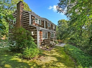 400 Oakwood Rd, Port Jefferson, NY 11777