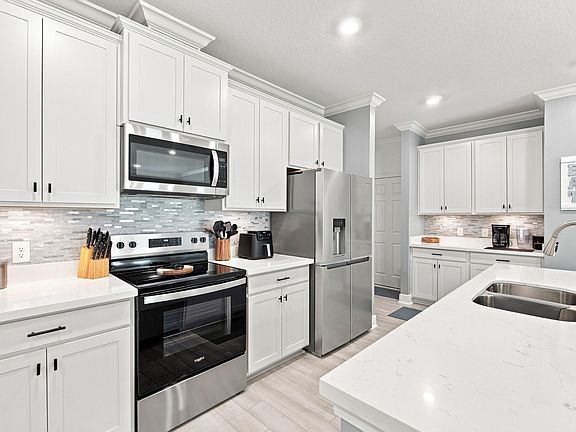 4th image of 7791 Piper Cir