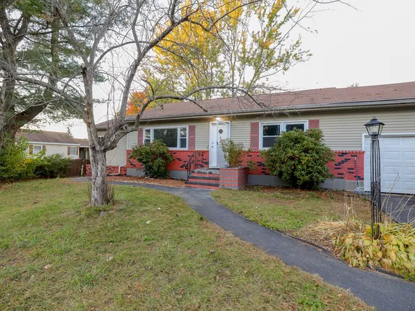 14 Janice Ave, Dracut, MA 01826