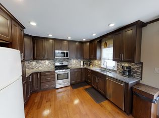 8 Stillwater Cir, Rochester, NH 03839