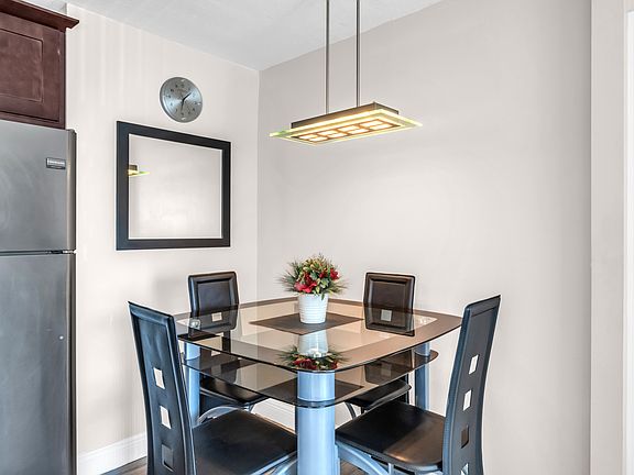 dinning room and lights