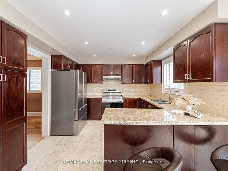 5583 Loonlake Ave — Photo 8