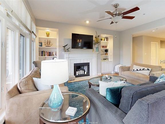 3rd image of 74 Ocean Ln APT 7645